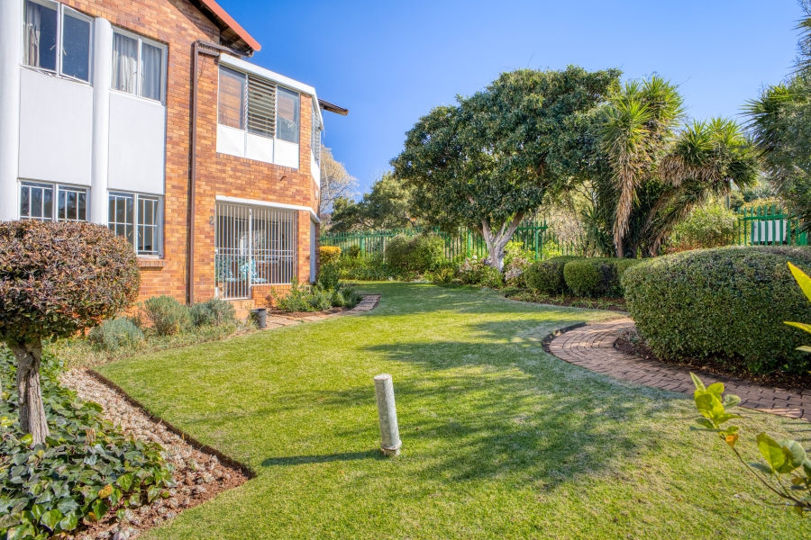 3 Bedroom Property for Sale in Victory Park Gauteng
