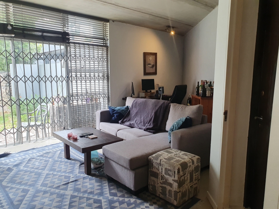 1 Bedroom Property for Sale in Craighall Gauteng