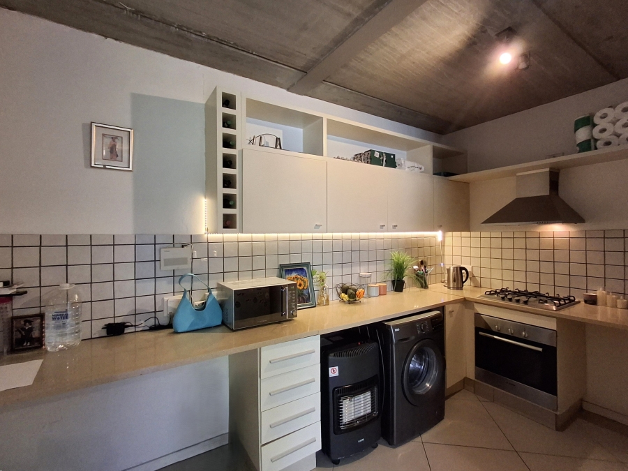 1 Bedroom Property for Sale in Craighall Gauteng