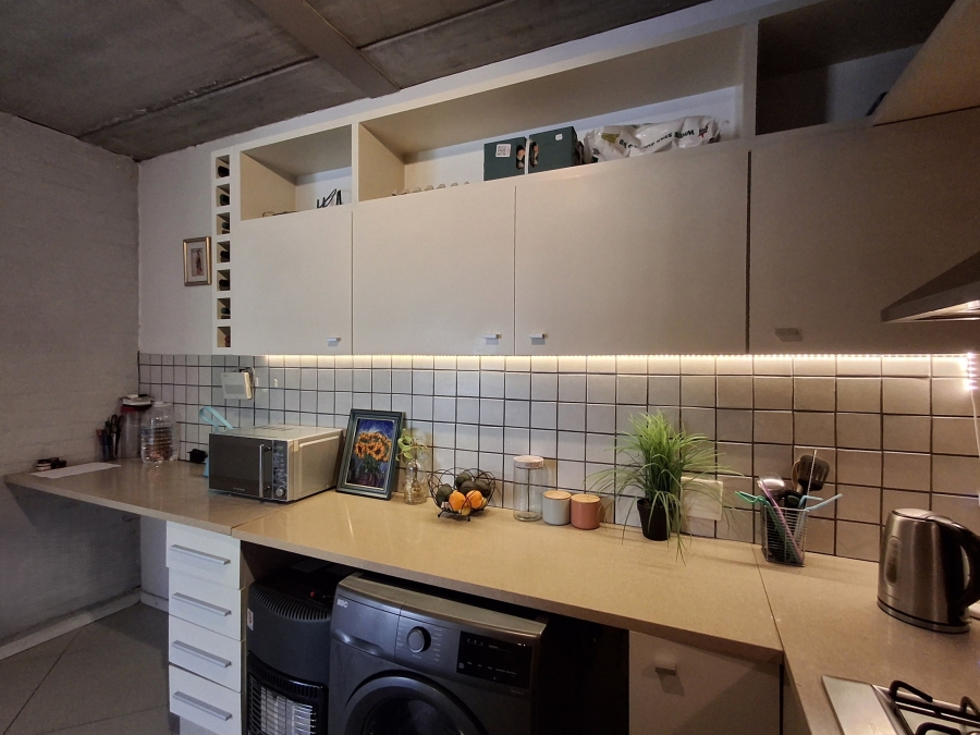 1 Bedroom Property for Sale in Craighall Gauteng