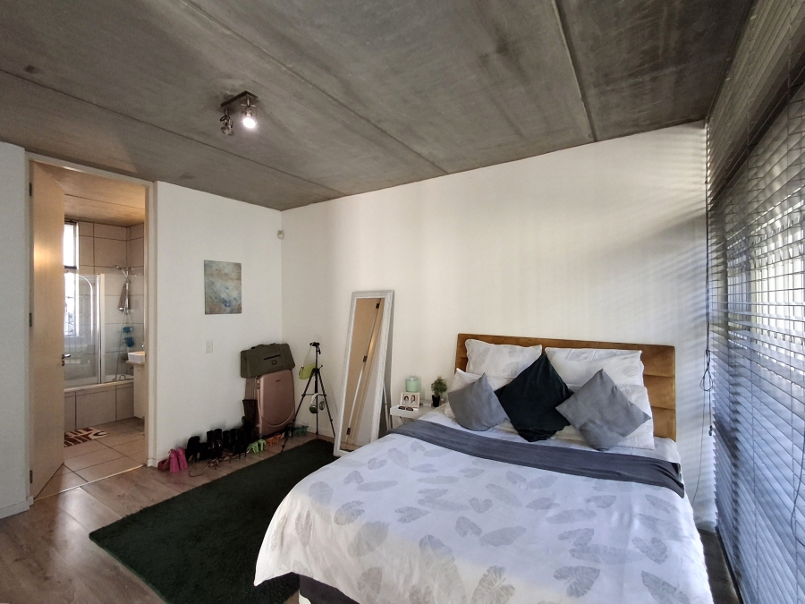 1 Bedroom Property for Sale in Craighall Gauteng
