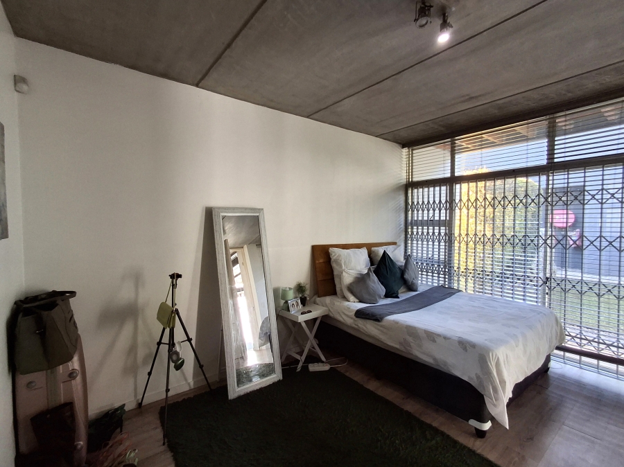 1 Bedroom Property for Sale in Craighall Gauteng
