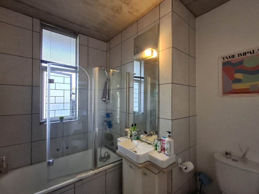 1 Bedroom Property for Sale in Craighall Gauteng