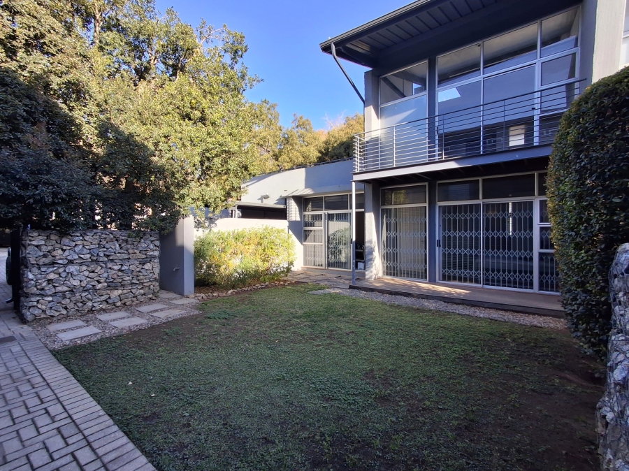 1 Bedroom Property for Sale in Craighall Gauteng