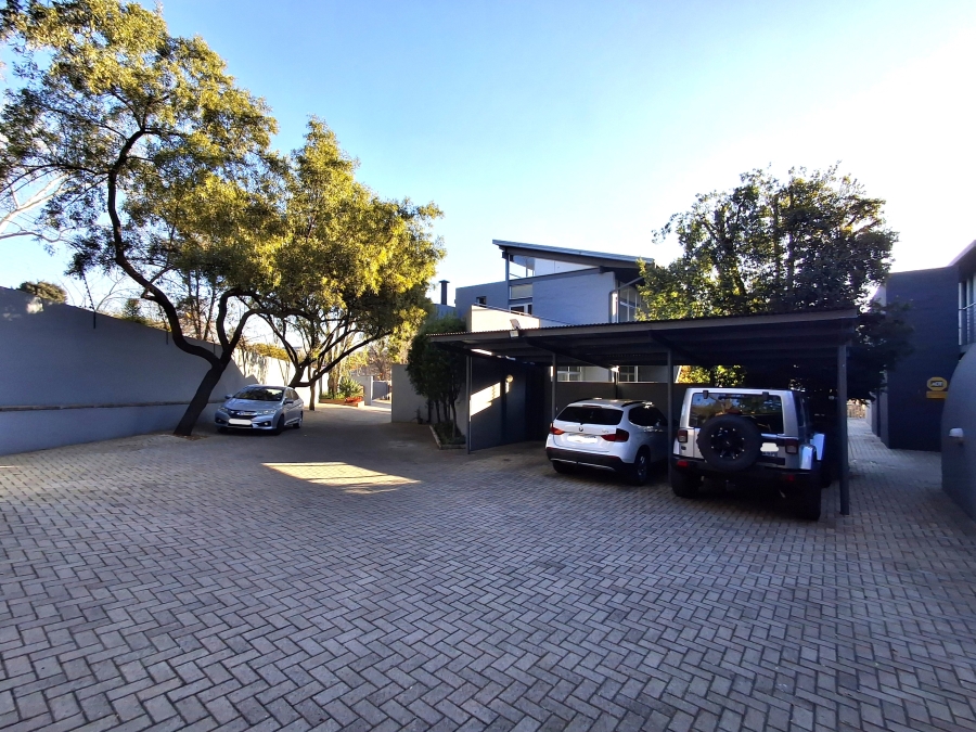 1 Bedroom Property for Sale in Craighall Gauteng
