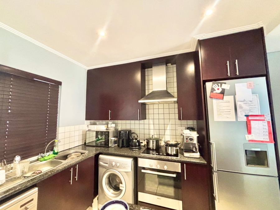 To Let 2 Bedroom Property for Rent in Morningside Gauteng
