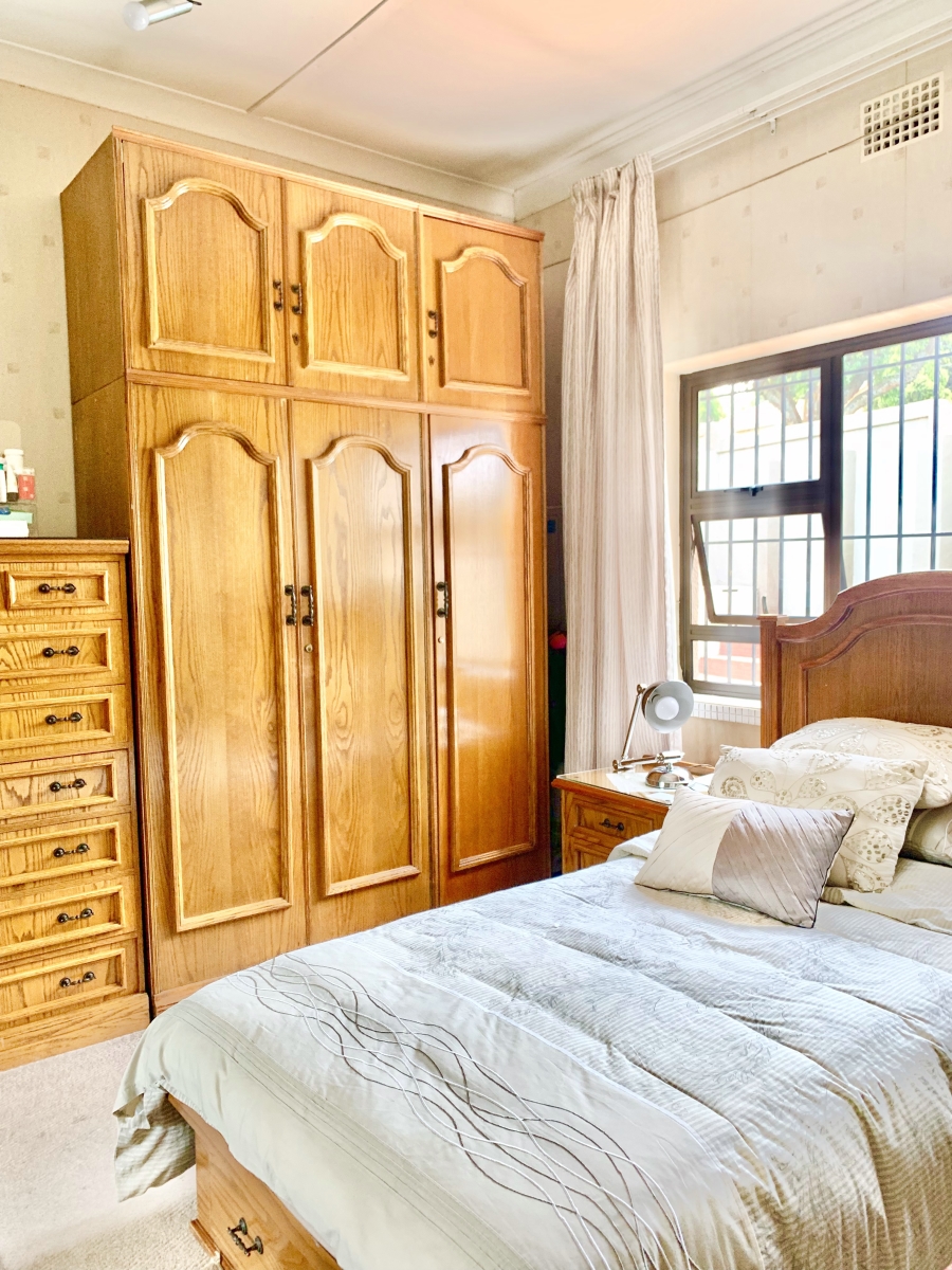 4 Bedroom Property for Sale in Cyrildene Gauteng