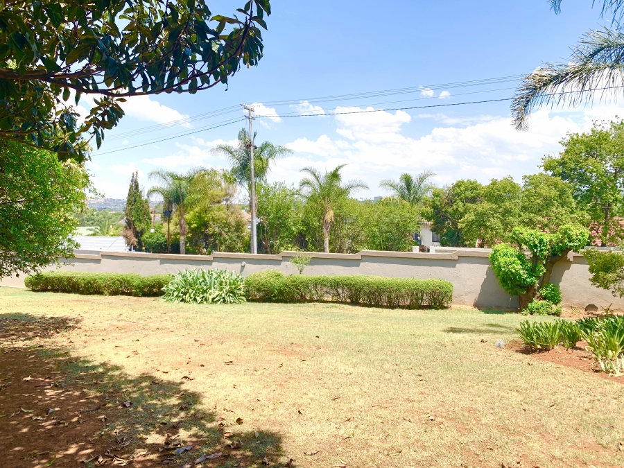 4 Bedroom Property for Sale in Cyrildene Gauteng