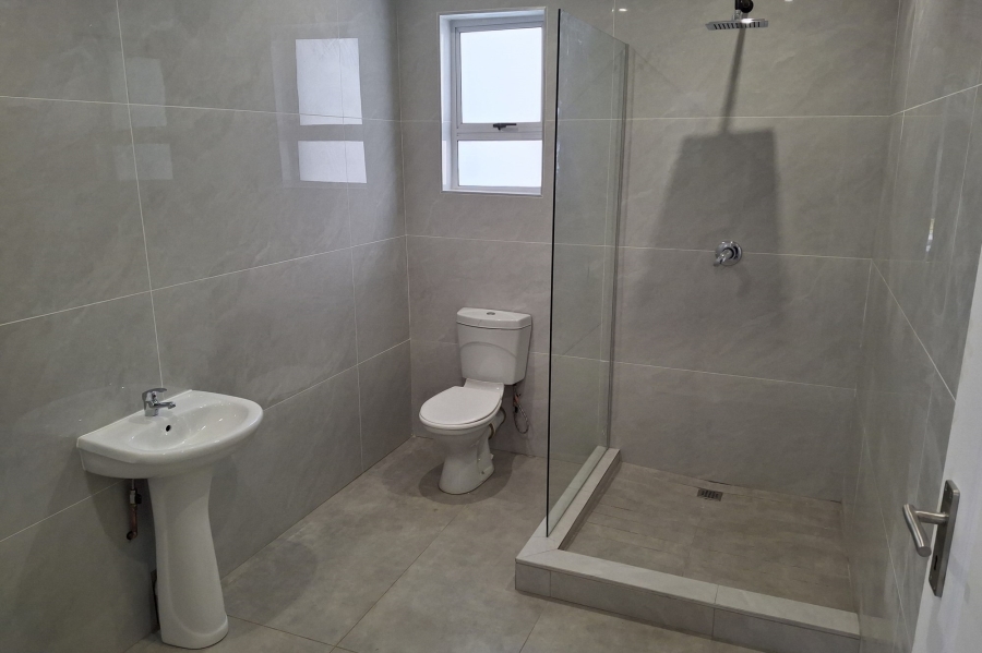 5 Bedroom Property for Sale in Wierda Park Gauteng