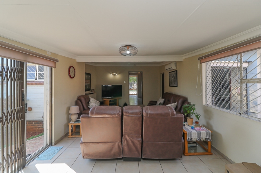 3 Bedroom Property for Sale in Selection Park Gauteng