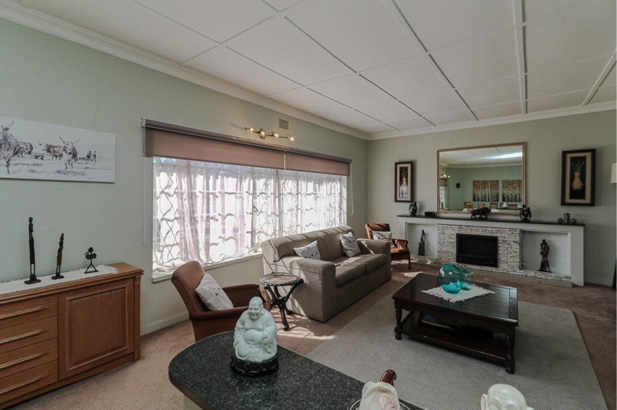 3 Bedroom Property for Sale in Selection Park Gauteng
