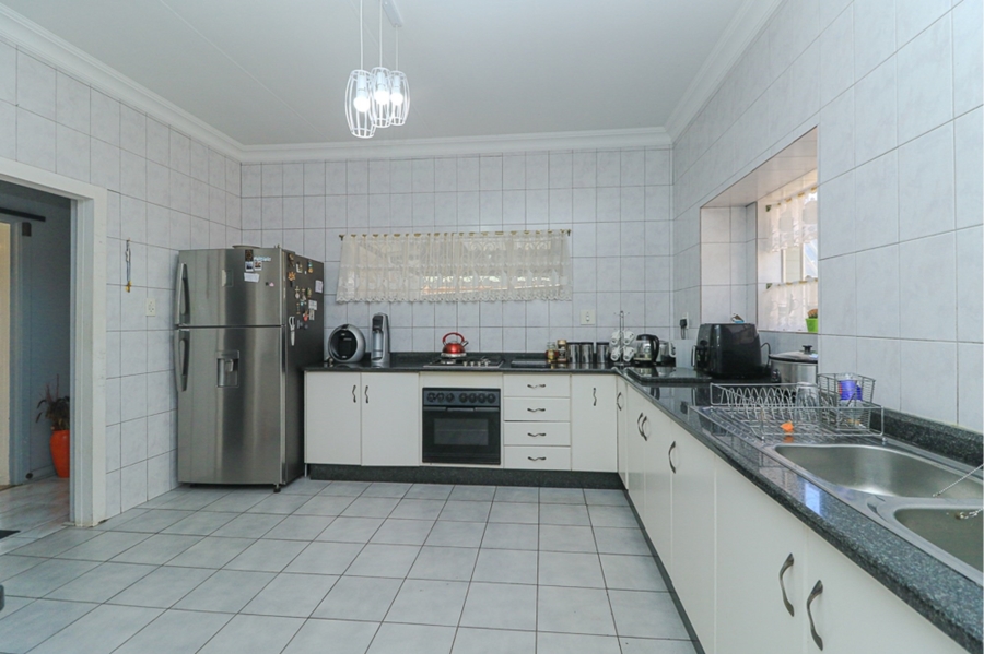 3 Bedroom Property for Sale in Selection Park Gauteng
