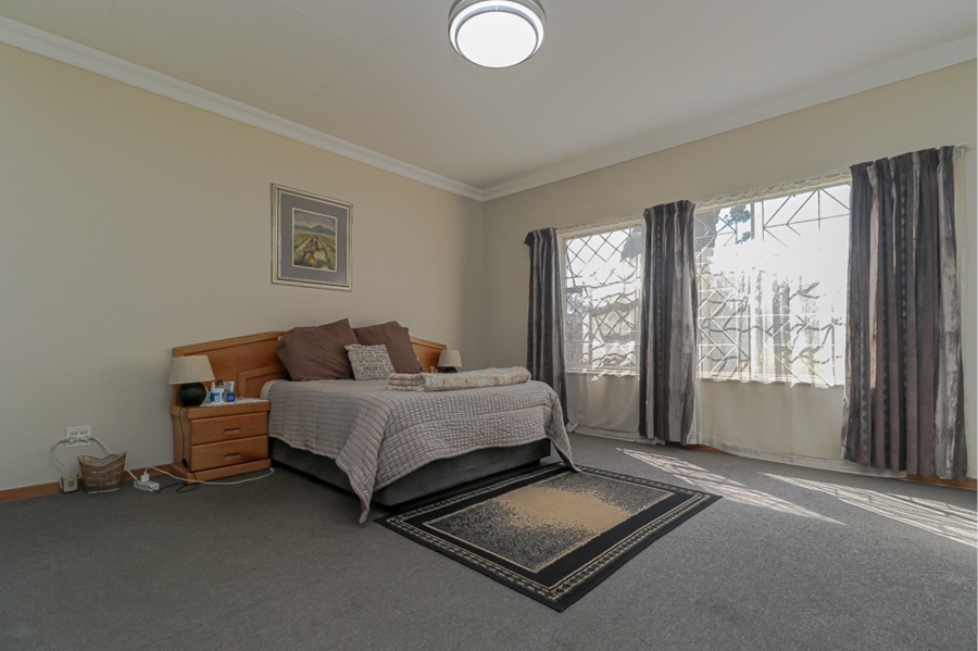 3 Bedroom Property for Sale in Selection Park Gauteng