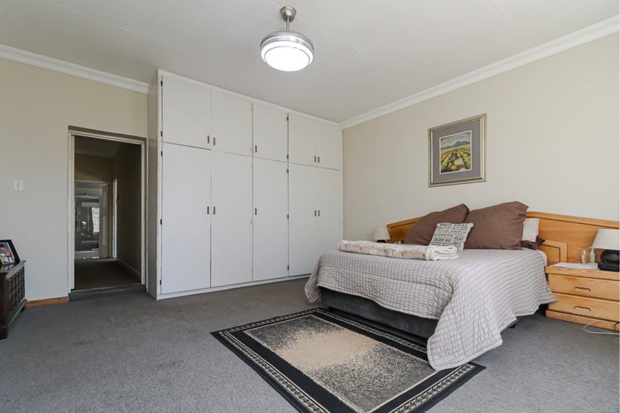 3 Bedroom Property for Sale in Selection Park Gauteng