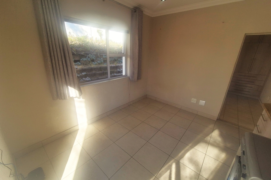 To Let 1 Bedroom Property for Rent in Norscot Gauteng