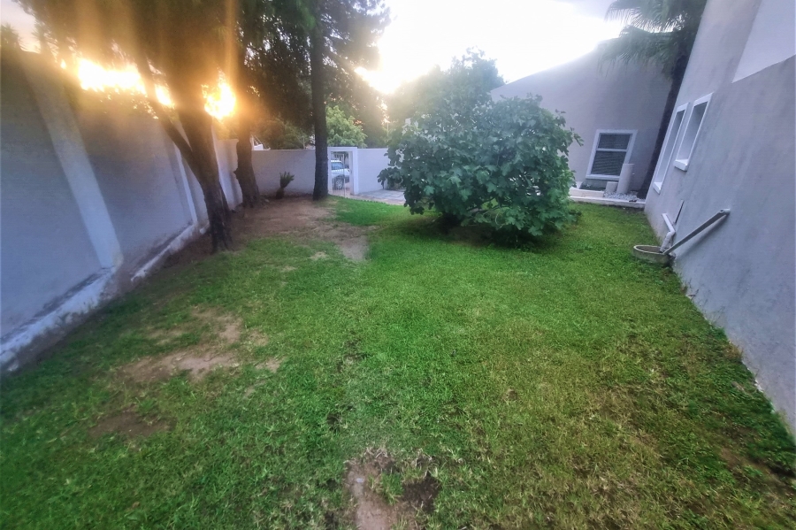 To Let 1 Bedroom Property for Rent in Norscot Gauteng