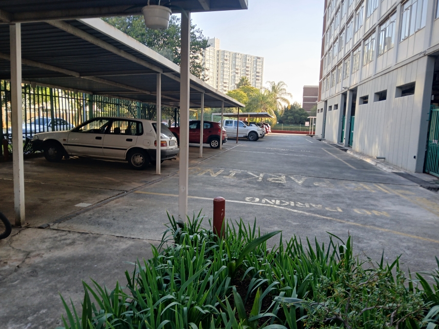1 Bedroom Property for Sale in Bedford Gardens Gauteng