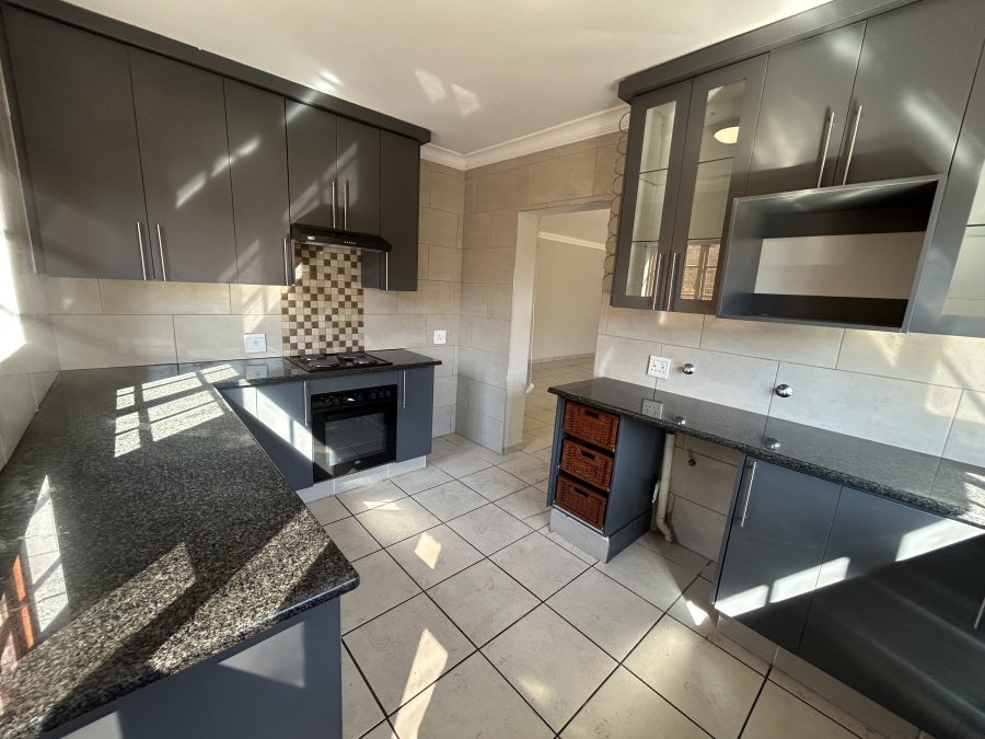 To Let 3 Bedroom Property for Rent in Kyalami Hills Gauteng