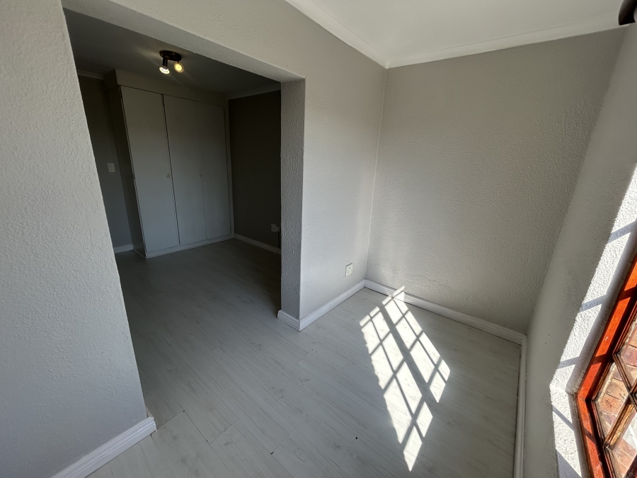To Let 3 Bedroom Property for Rent in Kyalami Hills Gauteng
