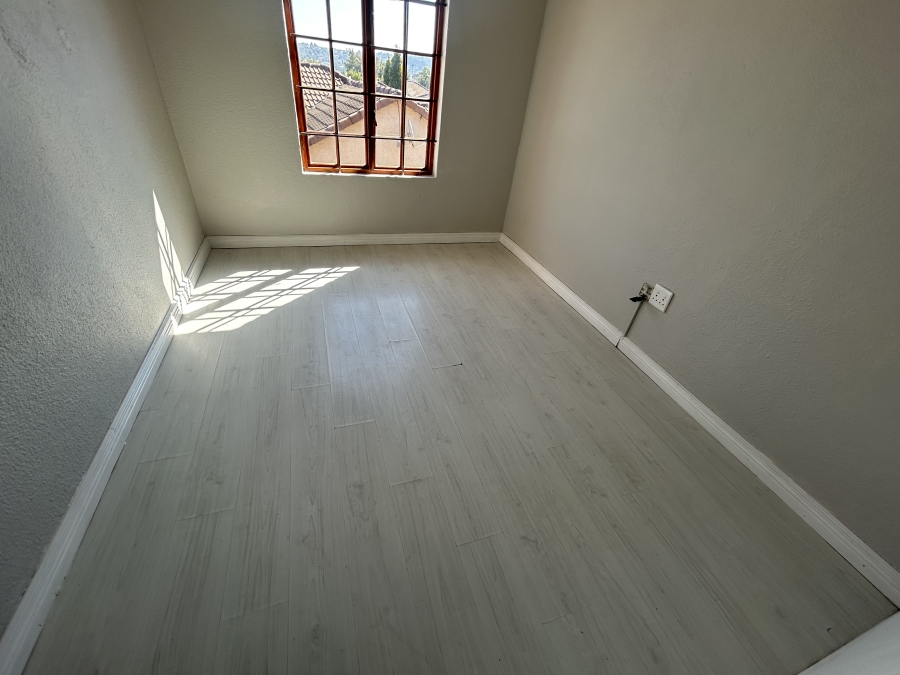 To Let 3 Bedroom Property for Rent in Kyalami Hills Gauteng