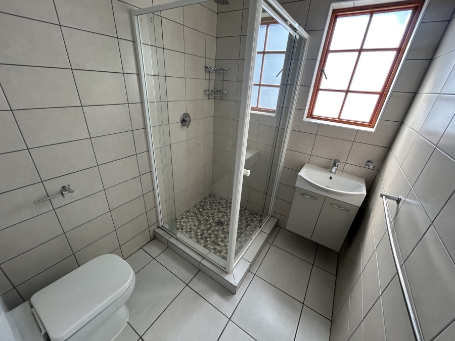 To Let 3 Bedroom Property for Rent in Kyalami Hills Gauteng