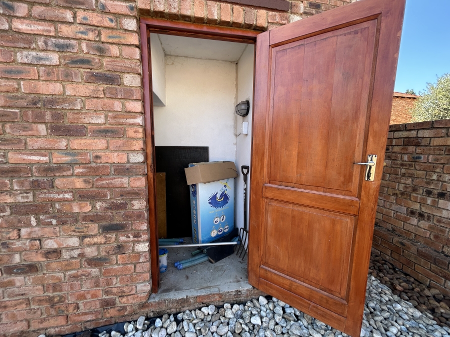 To Let 3 Bedroom Property for Rent in Kyalami Hills Gauteng