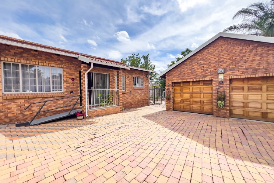 3 Bedroom Property for Sale in The Reeds Gauteng