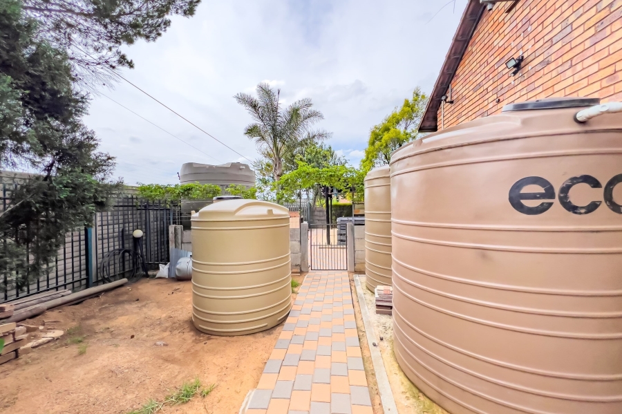 3 Bedroom Property for Sale in The Reeds Gauteng