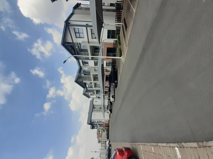1 Bedroom Property for Sale in Randpark Ridge Gauteng