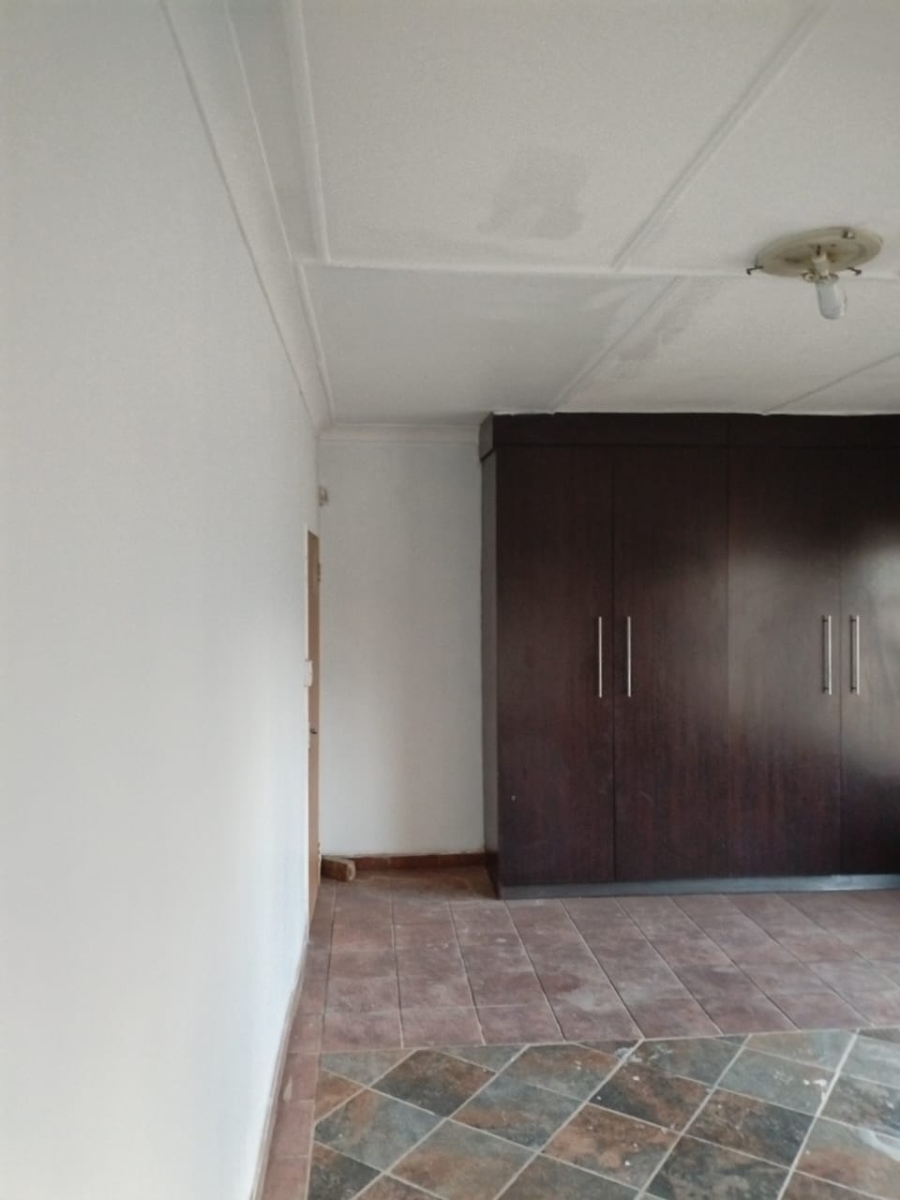 4 Bedroom Property for Sale in Meyerton Central Gauteng