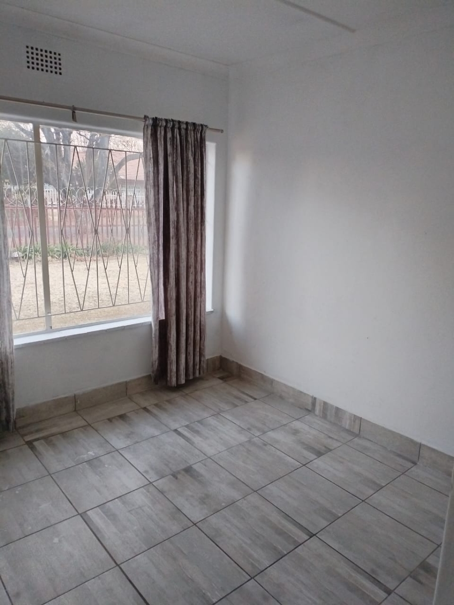 4 Bedroom Property for Sale in Meyerton Central Gauteng
