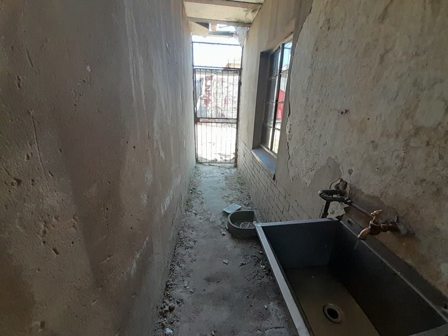 14 Bedroom Property for Sale in Delville Gauteng