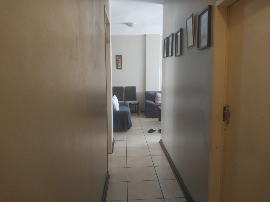 2 Bedroom Property for Sale in Lorentzville Gauteng