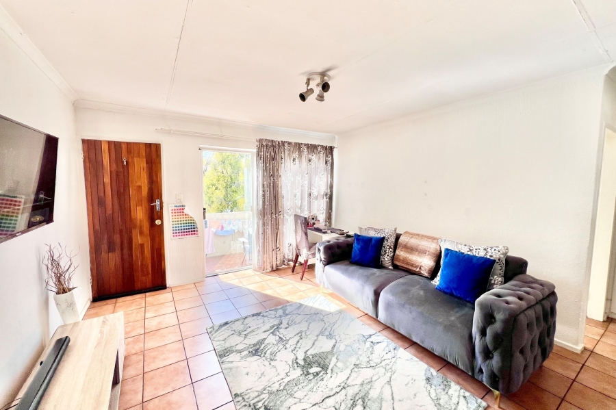2 Bedroom Property for Sale in Vorna Valley Gauteng