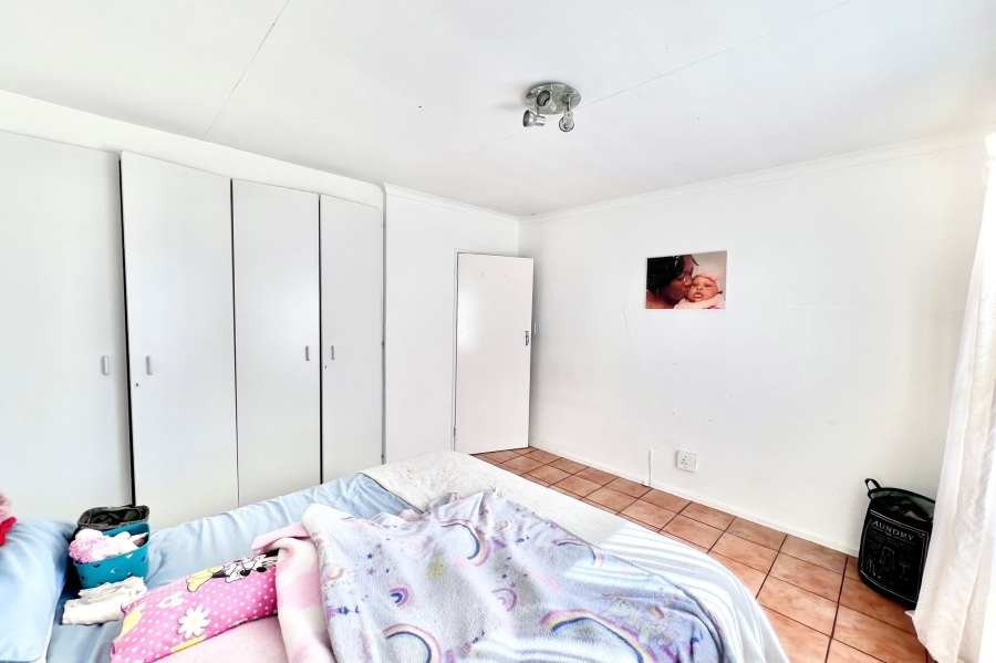 2 Bedroom Property for Sale in Vorna Valley Gauteng