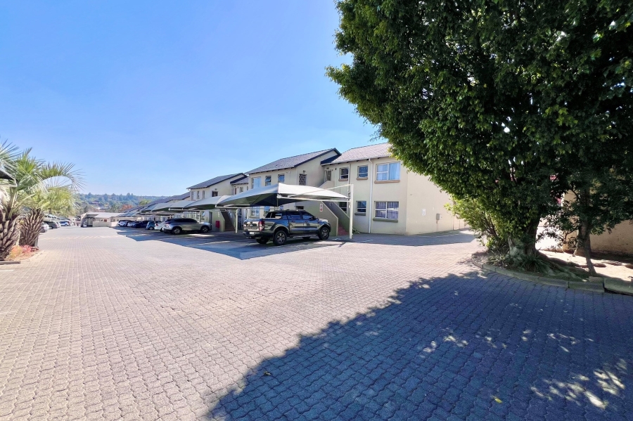 2 Bedroom Property for Sale in Vorna Valley Gauteng