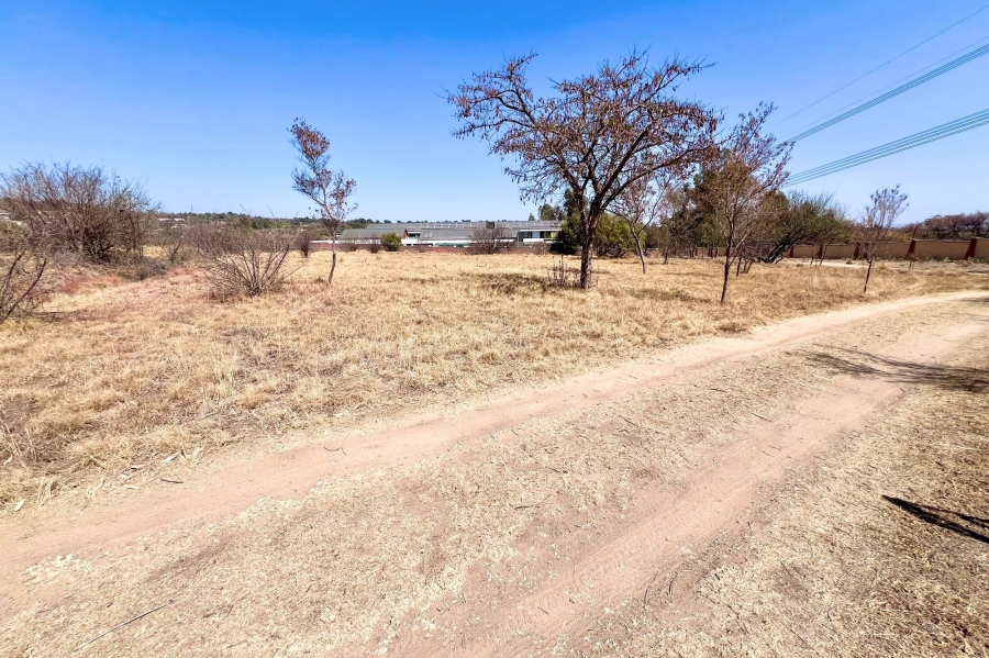 0 Bedroom Property for Sale in Blue Hills Gauteng
