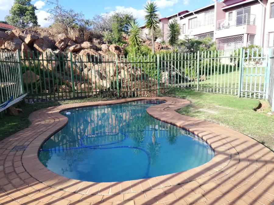 To Let 2 Bedroom Property for Rent in Winchester Hills Gauteng