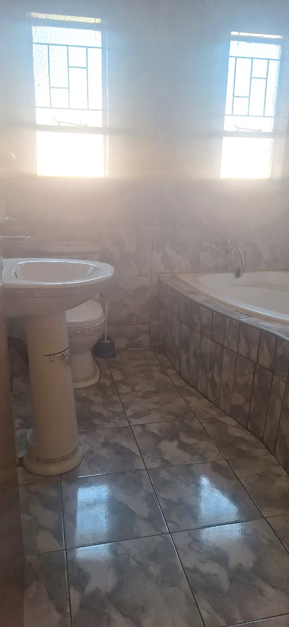 4 Bedroom Property for Sale in Birch Acres Gauteng