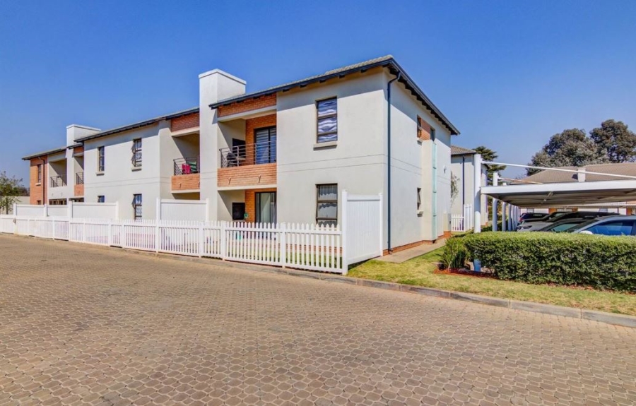 2 Bedroom Property for Sale in Pomona Gauteng