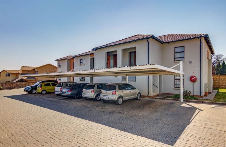 2 Bedroom Property for Sale in Pomona Gauteng