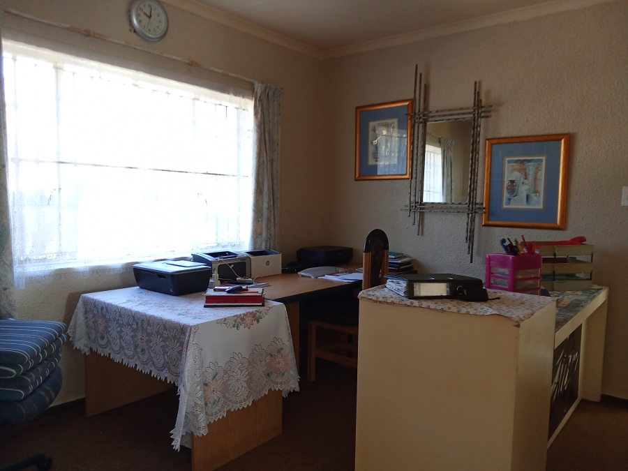 3 Bedroom Property for Sale in Witpoortjie Gauteng