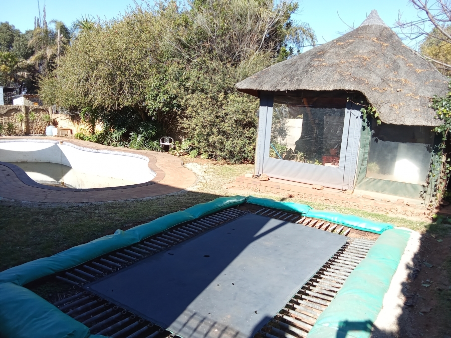 3 Bedroom Property for Sale in Witpoortjie Gauteng