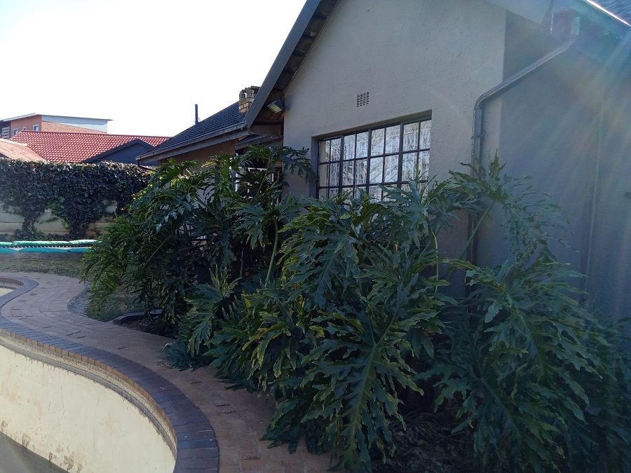 3 Bedroom Property for Sale in Witpoortjie Gauteng