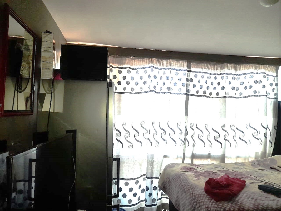 3 Bedroom Property for Sale in Hillbrow Gauteng