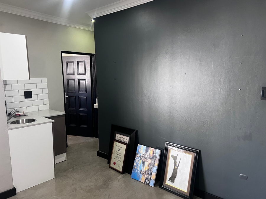 To Let commercial Property for Rent in Glen Marais Gauteng
