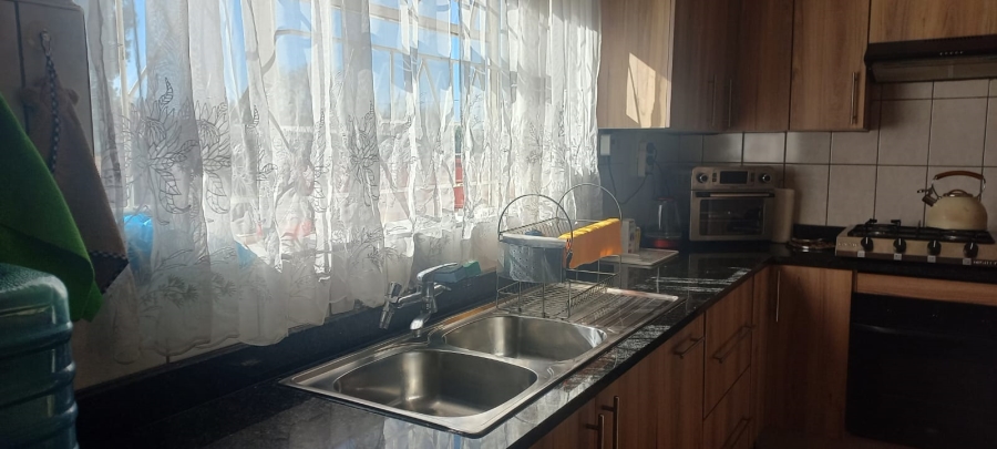 To Let 3 Bedroom Property for Rent in Casseldale Gauteng