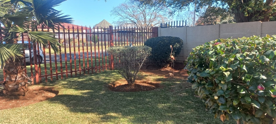 To Let 3 Bedroom Property for Rent in Casseldale Gauteng