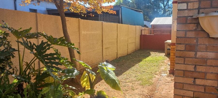 To Let 3 Bedroom Property for Rent in Casseldale Gauteng