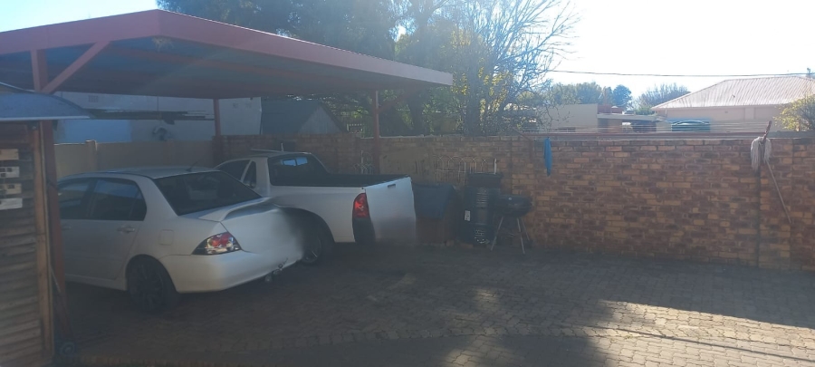 To Let 3 Bedroom Property for Rent in Casseldale Gauteng
